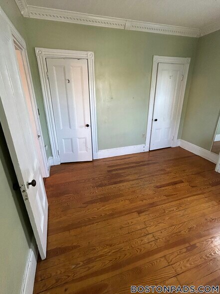 Building Photo - 369 Savin Hill Ave