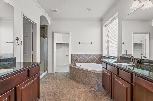 Building Photo - 7 Canyon Wren Dr