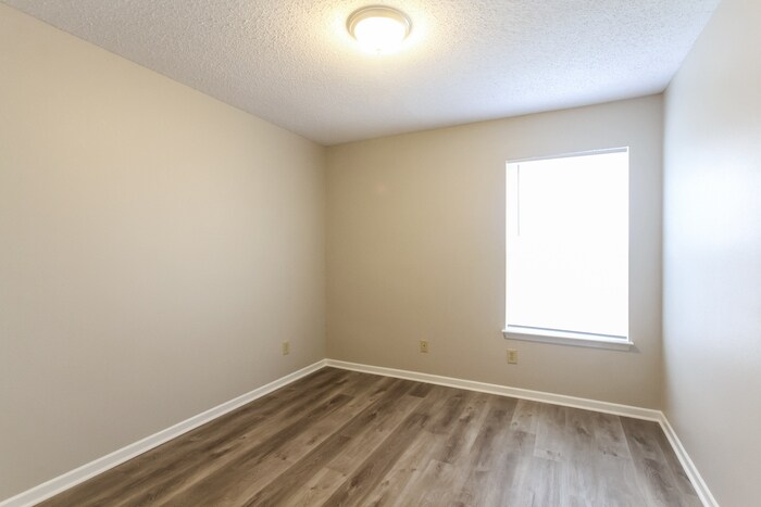 Building Photo - 2349 Collins Way