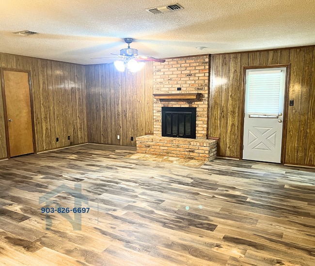Building Photo - 103 Country Estate Dr