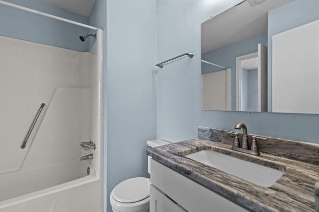 Building Photo - Virginia Beach End-Unit Townhome