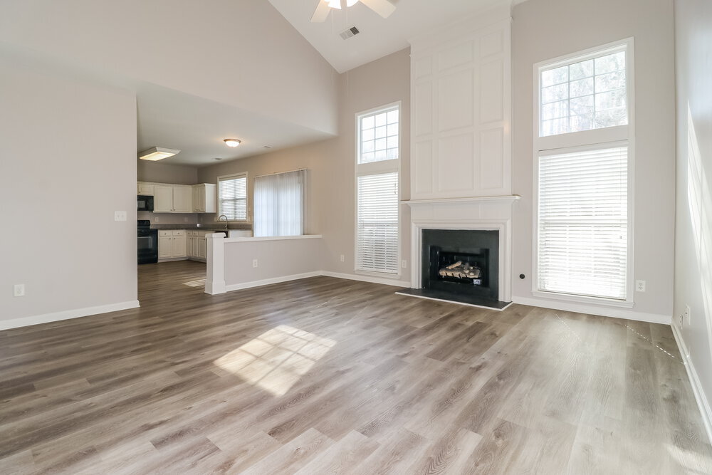 Building Photo - 6285 Whirlaway Dr