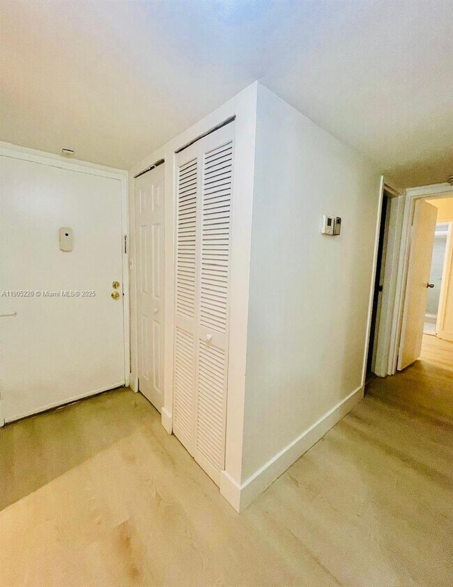 Building Photo - 4344 NW 9th Ave