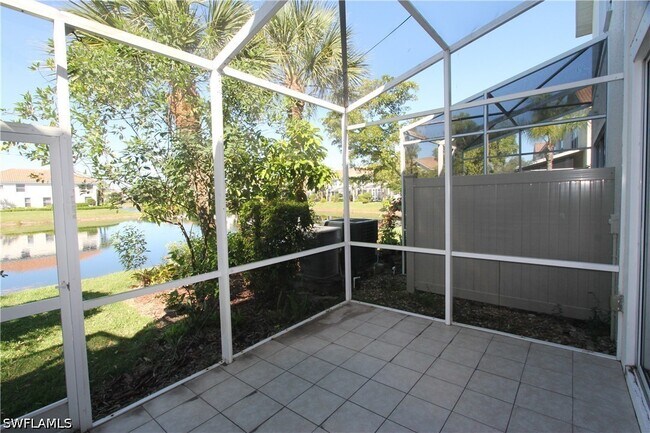 Building Photo - 1056 Hampton Cir