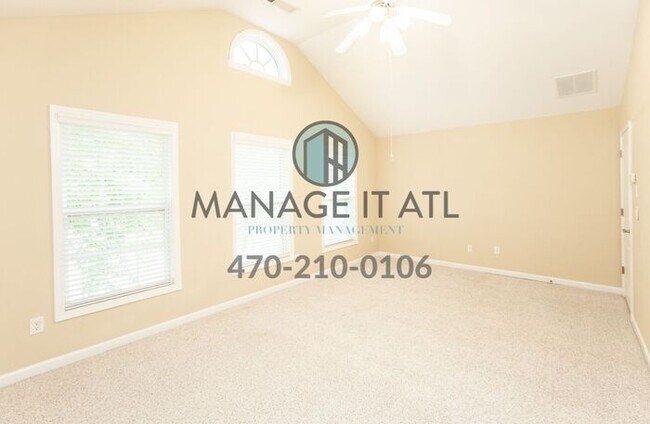 Building Photo - 3 Bedroom Townhome for Rent- Peachtree Rid...