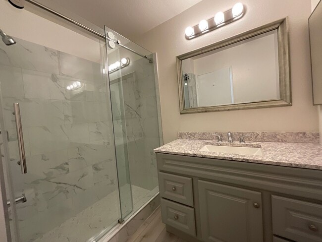 Building Photo - Single-family home 3 bedroom 2 bathroom located in the highly sought-after area of Chino Hills, CA.