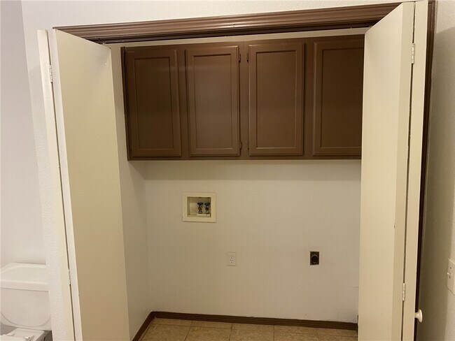 Building Photo - 3128 Jerri Ln