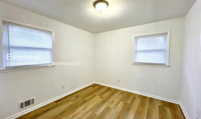 Building Photo - 2033 Nettie Ct