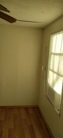 Building Photo - 673 Avenue G