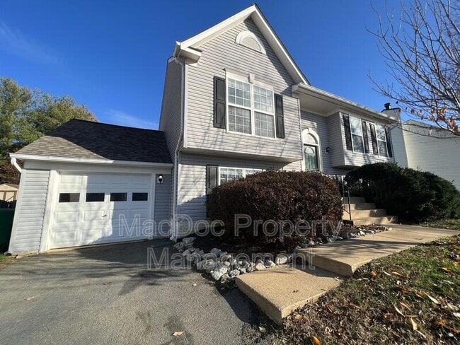 Primary Photo - 16 N Jenny Lynn Rd