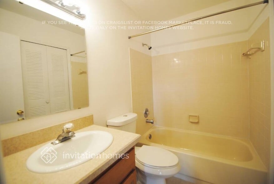 Building Photo - 8030 Excalibur Ct