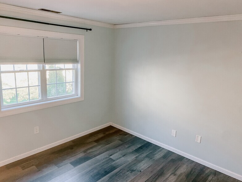 Bedroom 1 - 68 Salem Walk