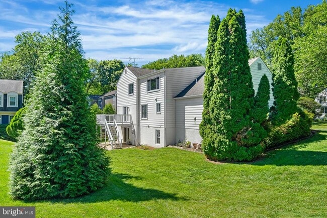 Building Photo - 222 Apple Blossom Ct