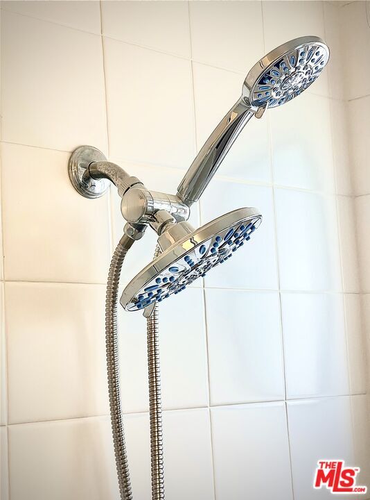 Building Photo - 3017 Urban Ave