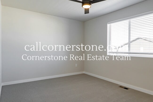 Building Photo - 3683 Levy Pk Dr