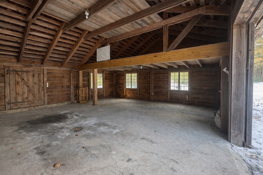 Building Photo - 45 Hoppen Rd