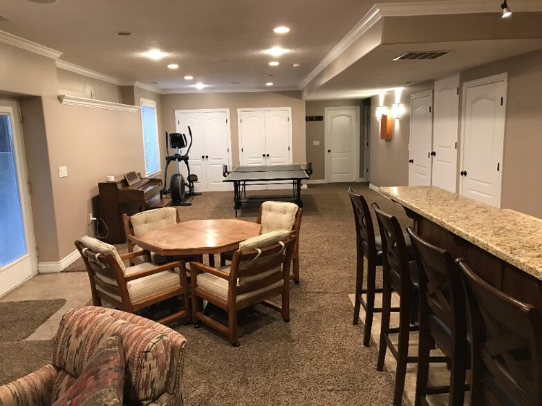 Building Photo - 82 N 3475 W