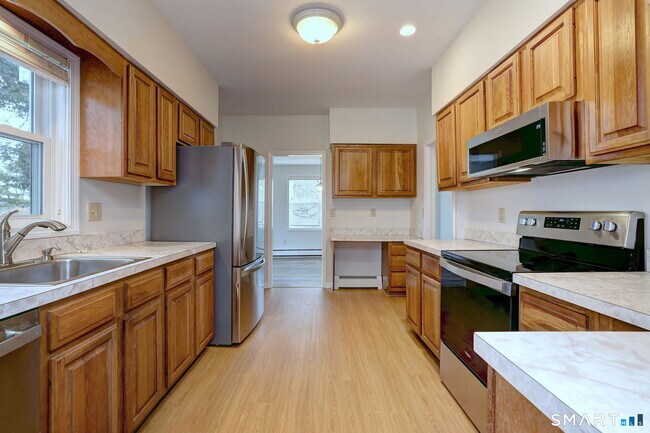 Building Photo - 5160 Madison Ave