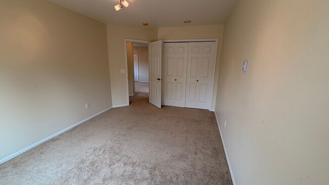 Building Photo - 4504 194th Way NE