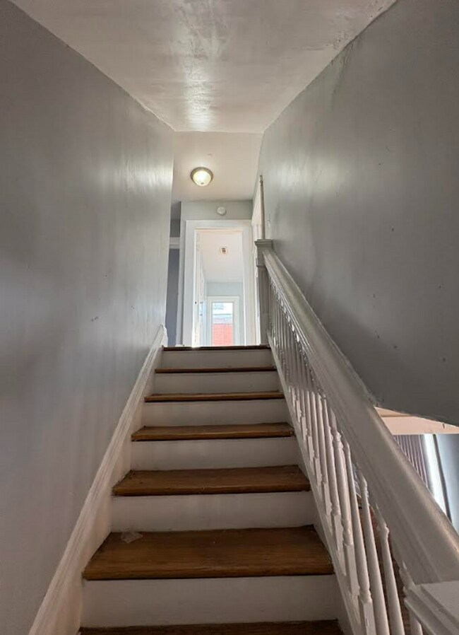 Building Photo - 81 Woodland St