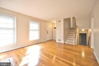 Building Photo - 800 Rosemere Ave