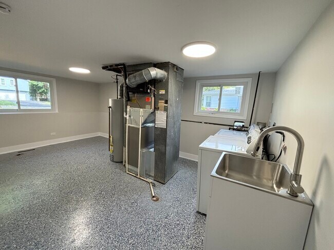 Building Photo - 109 Mulberry Rd