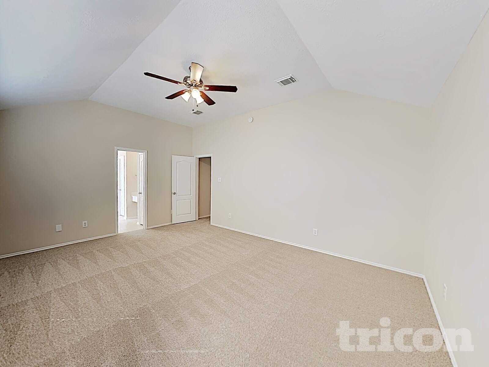 Building Photo - 9715 Haleys Comet Cir