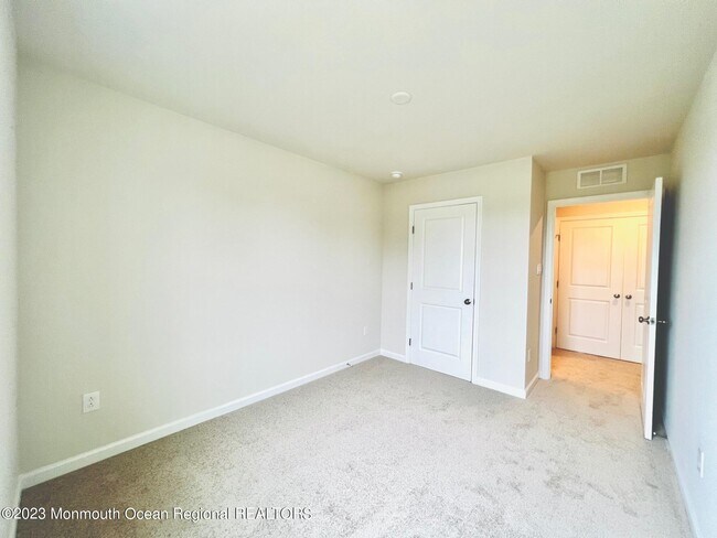 Building Photo - 38 Nelsons Way