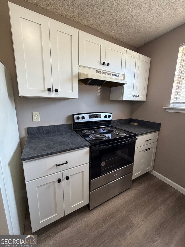 Building Photo - 409 Baltic Ct