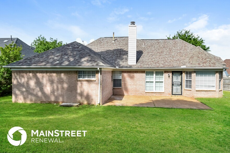 Building Photo - 5530 Millers Glen Ln