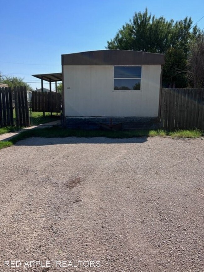 Building Photo - 3 br, 2 bath House - 601 Chapel Hill Rd