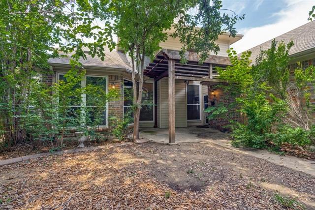 Building Photo - 2212 Grinelle Dr