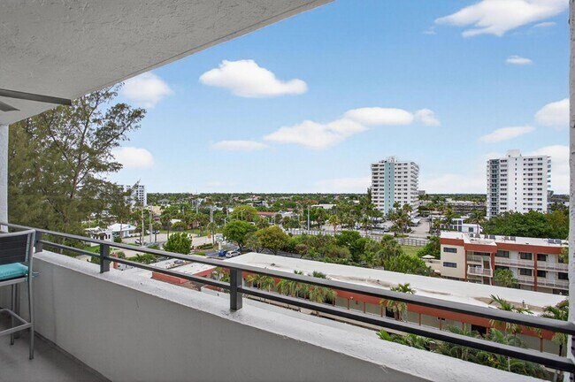 Building Photo - 1500 N Ocean Blvd