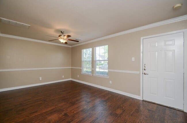 Building Photo - 20929 Patriot Park Ln