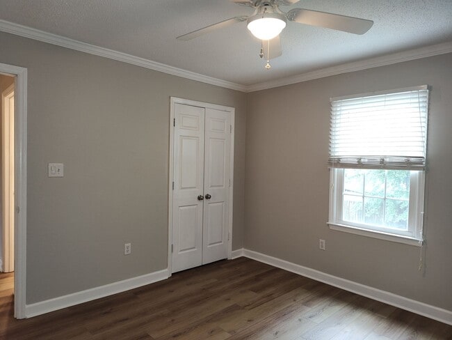Building Photo - Beautiful home located in a Cul-de-Sac in the Terrabrook Community!