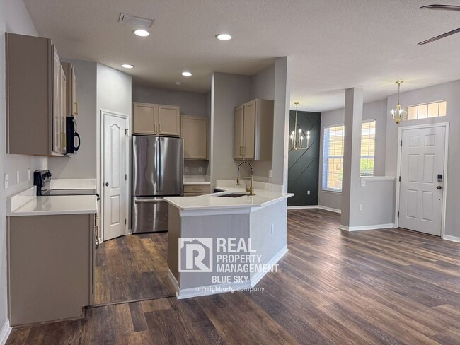 Building Photo - 7624 Red Mill Cir