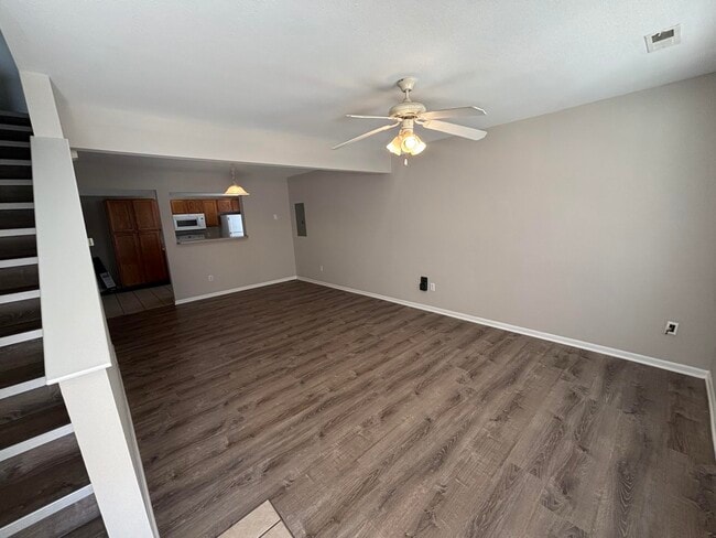 Building Photo - 1427 Bodie Dr