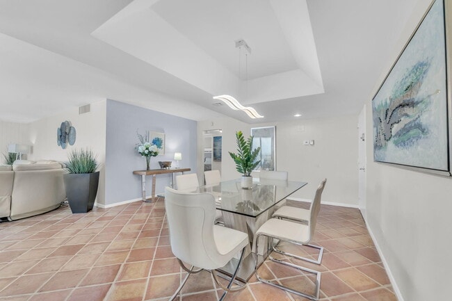 Building Photo - 3610 S Ocean Blvd