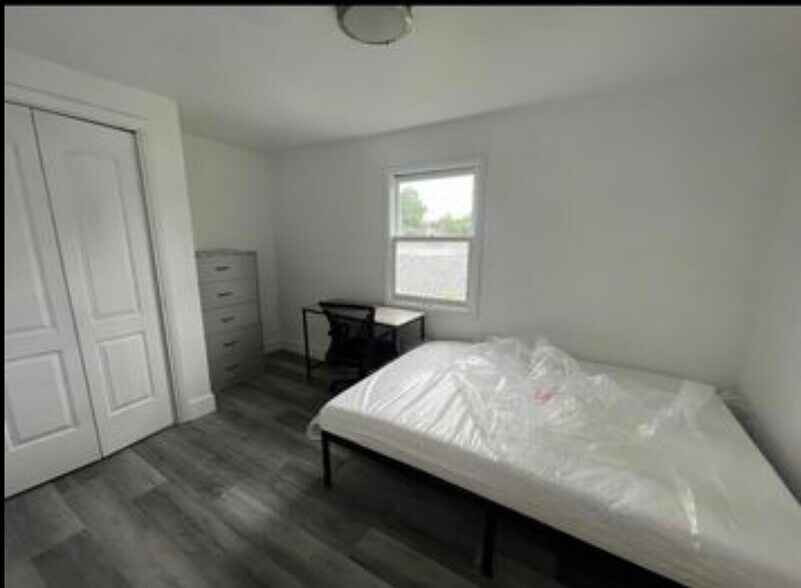 Building Photo - 23 North St