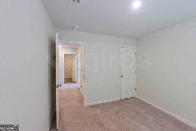 Building Photo - 2814 Jordan Ave