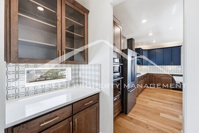 Building Photo - Stunning Home with Central AC and 2-Car Garage