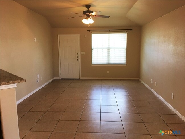 Building Photo - 1304 Cavalry Ln