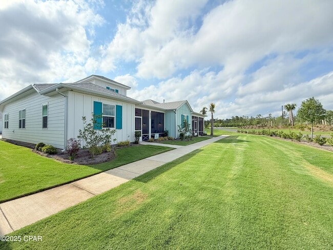 Building Photo - 8994 Parrot Pl