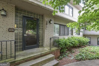 Building Photo - 282 Ardmore Cir NW