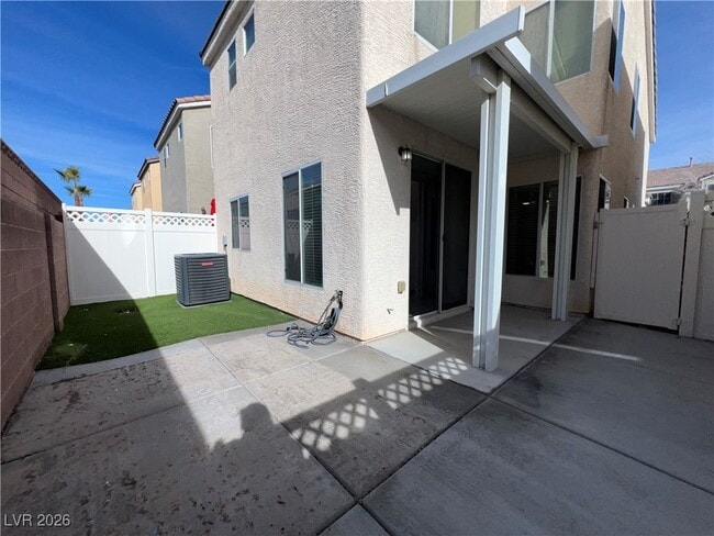 Building Photo - 8159 Golden Flowers St