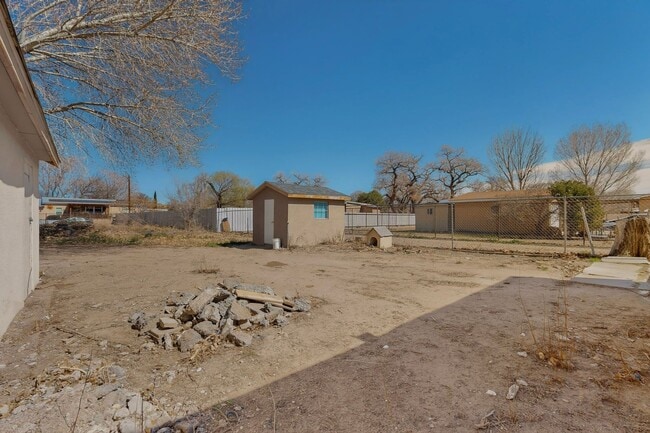 Building Photo - Beautifully Renovated Home for Rent