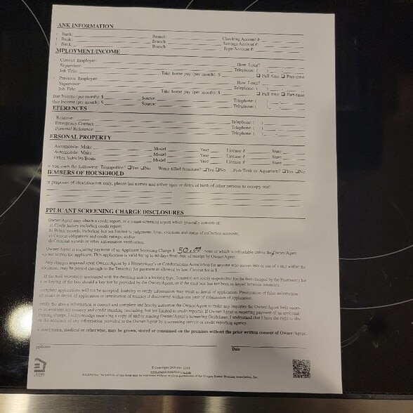 Building Photo - 338 SE Jackson St