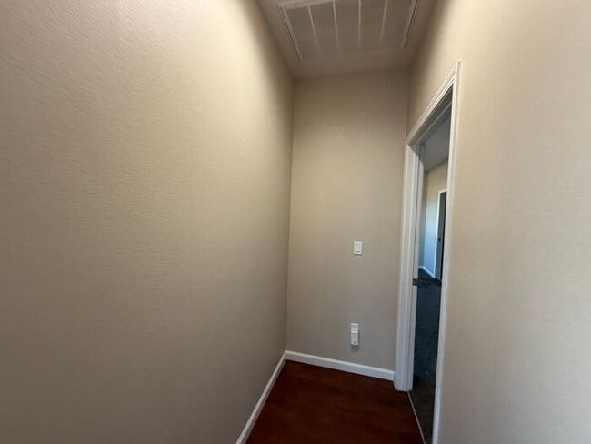 Building Photo - 2485 Makenna Dr