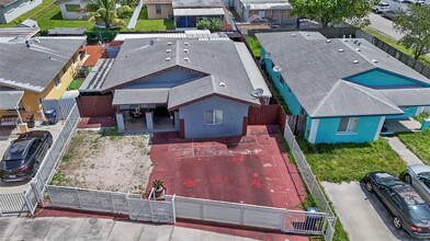 Building Photo - 3109 NW 64th St