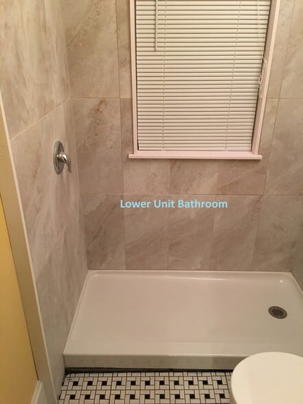 Main Bathroom - 3264 N Downer Ave